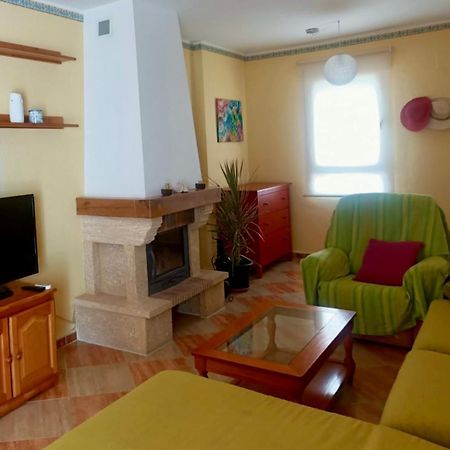 Chalet Adosado Con Azotea Andaluza Y Patio, Junto A La Playa Isla Cristina Luaran gambar