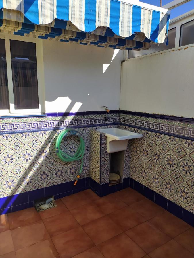 Chalet Adosado Con Azotea Andaluza Y Patio, Junto A La Playa Isla Cristina Luaran gambar