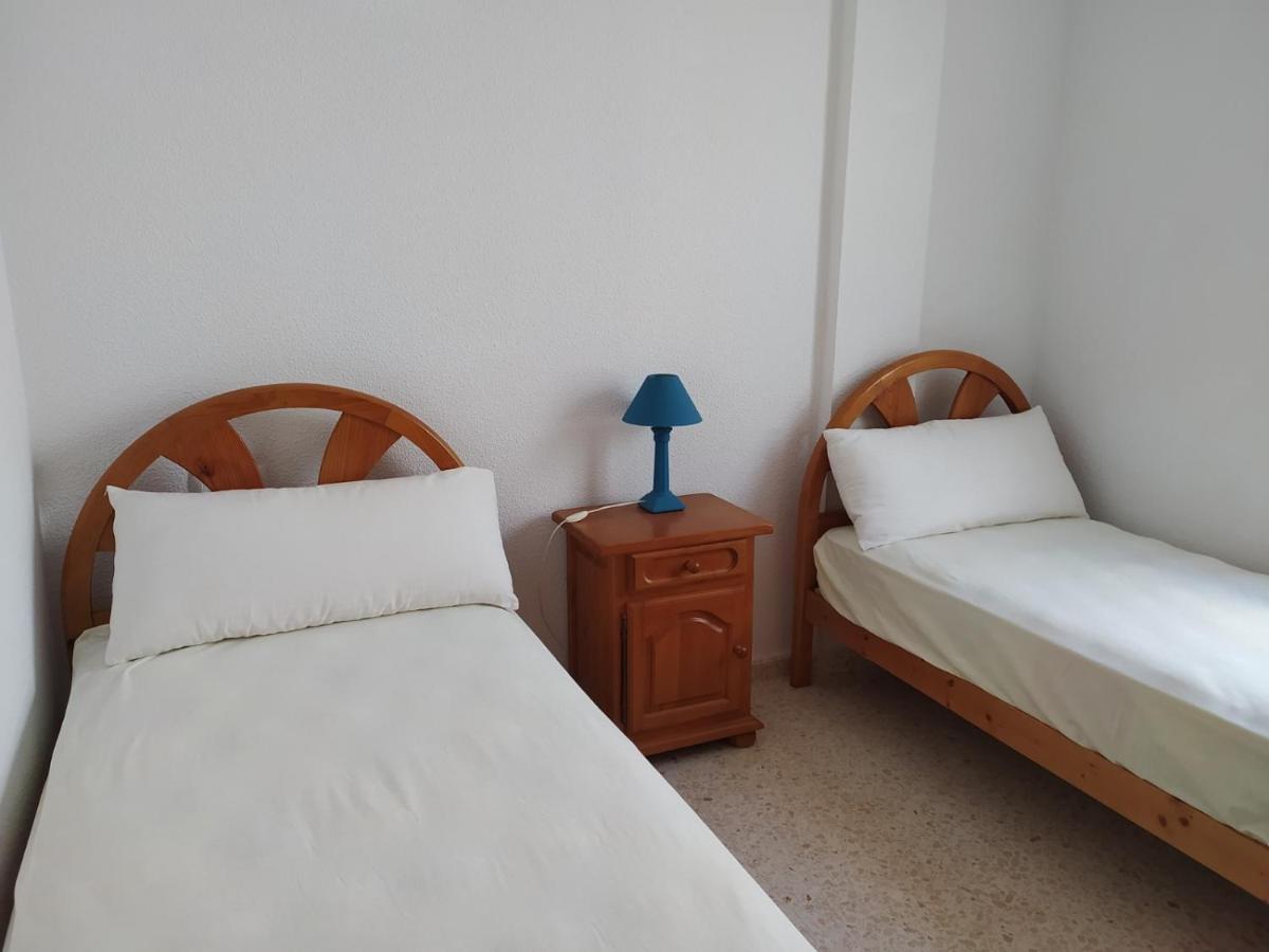 Chalet Adosado Con Azotea Andaluza Y Patio, Junto A La Playa Isla Cristina Luaran gambar