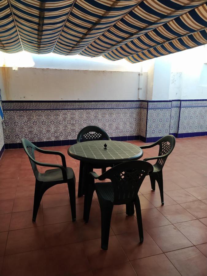 Chalet Adosado Con Azotea Andaluza Y Patio, Junto A La Playa Isla Cristina Luaran gambar